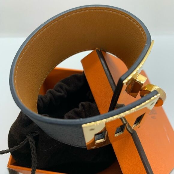 HERMÈS Black Leather & Rose Gold Hardware Bracelet - Picture 10 of 11